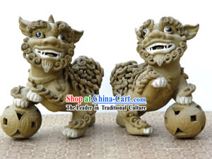 Hand Made Foshan Artistic Ceramics-Dancing Lion Pair