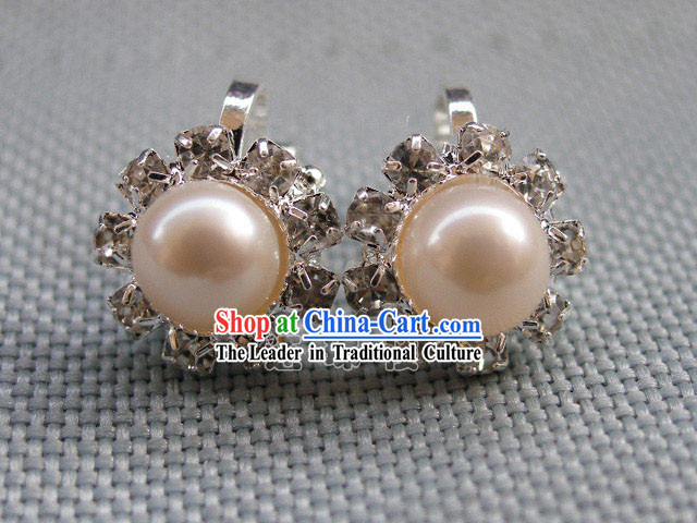 Stunning Natural White Pearl Earrings