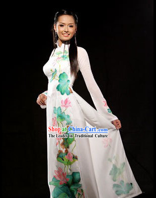 Vietnam Classic White Lotus Costume and Hat Set