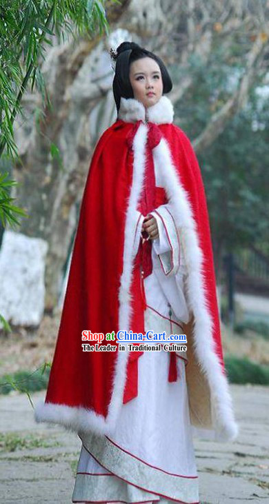 Chinese Classic Beauty Red Cape and Hanfu Quju Clothing