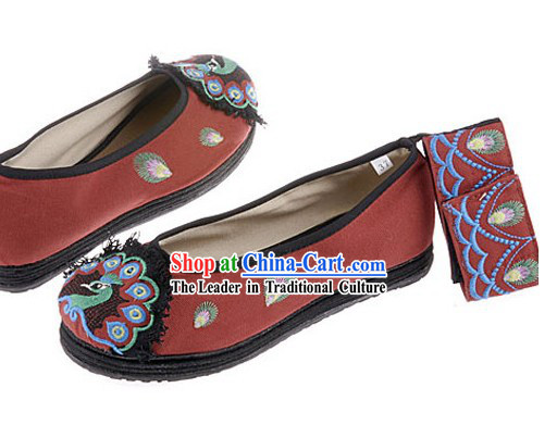 Traditional Chinese Embroidered Peacock Cloth Dance Shoes