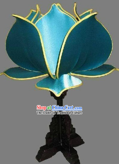 Traditional Chinese Palace Lotus Shape Desk Lamp
