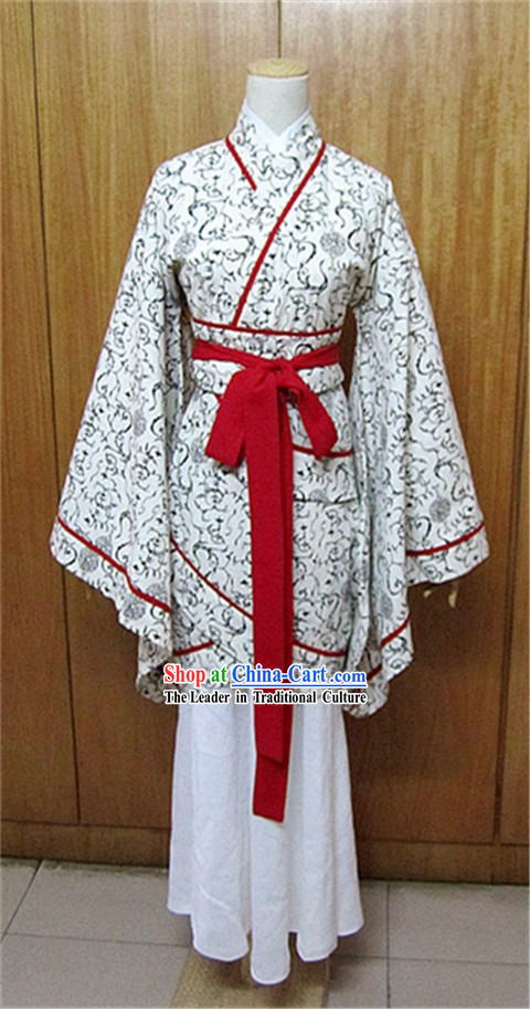 Ancient Chinese Han Dynasty White Flower Fish Tail Clothing for Women