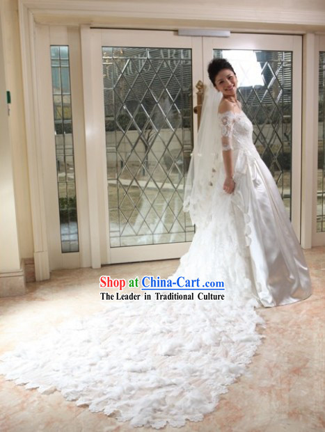 Stunning Mandarin Style Long Tail Wedding Dress