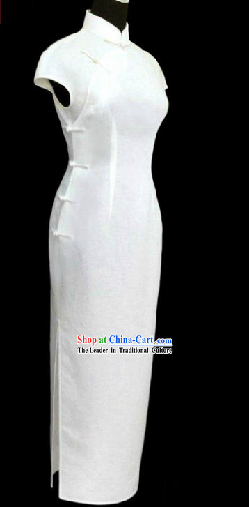 Traditional White Cotton and Flax Long Cheongsam