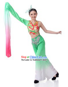 Traditional Chinese Classical Dance Costumes and Hair Accessories for Women