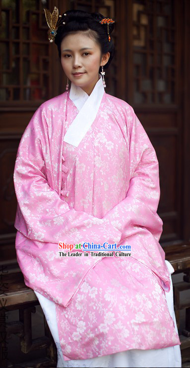 Ancient Chinese Pink Clothing for Women