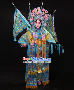 Traditional Chinese Peking Opera Mu Guiying Costumes and Helmet