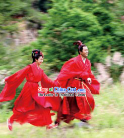 Traditional Chinese Red Wedding Dresses for Men and Women