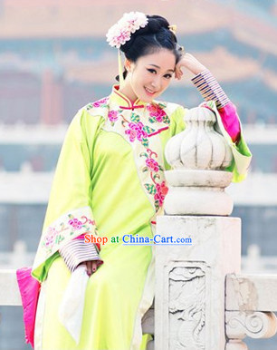 Chinese Qing Dynasty Forbidden City Yellow Long Robe for Lady