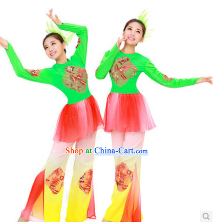 Chinese Folk Dance Costume and Headdress