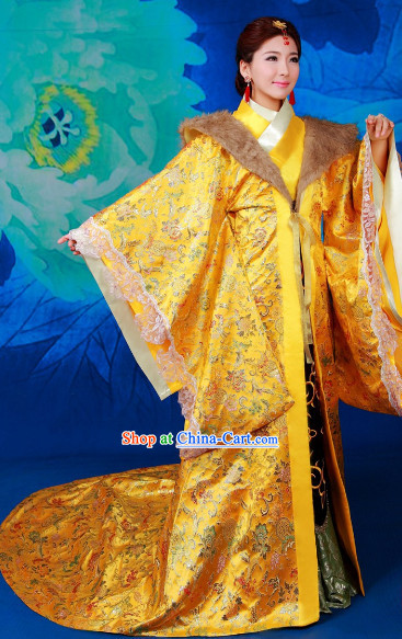 Chinese Imperial Empress Dressing