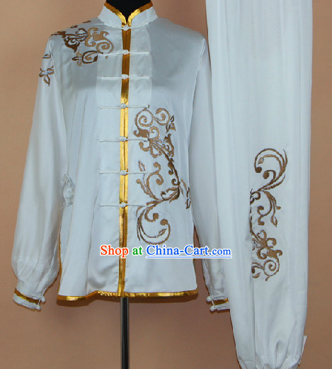 Traditional White Silk Embroidery Martial Arts Competition Uniform for Men