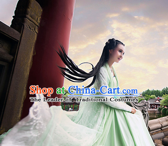 Chinese Ancient Light Green Super Female Hero Garment