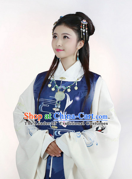 Ming Dynasty Clothing Chinese Ancient Costumes and Hair Accessories for Women