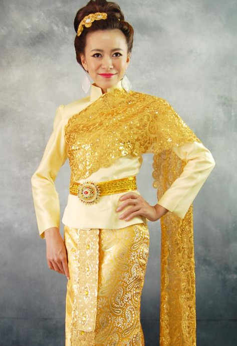 Formal Thai National Costume for Women