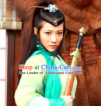 Chinese Classic Type of Black Kung Fu Women Long Wigs and Hair Clips for Women