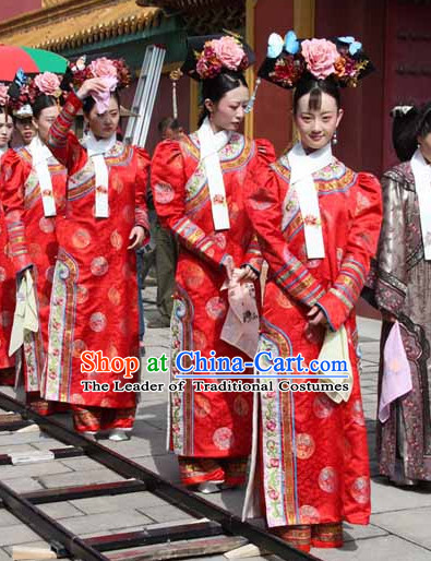 Qing Dynasty Chinese Imperial Palace Lady Style Authentic Long Robe Clothes Culture Costume Dresses Traditional National Dress Clothing and Headwear Complete Set