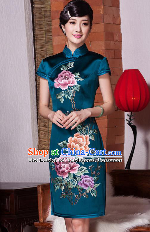Traditional Chinese National Costume Green Mulberry Silk Embroidery Qipao, Top Grade Tang Suit Stand Collar Cheongsam Dress for Women