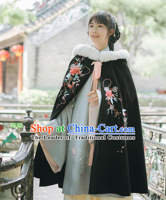 Asian China Ming Dynasty Princess Embroidered Black Cape, Traditional Ancient Chinese Palace Lady Elegant Hanfu Mantle for Women
