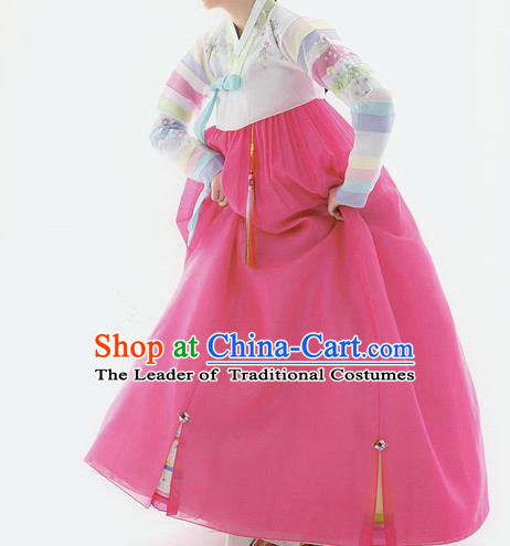Traditional Korean Handmade Formal Occasions Costume Embroidered Pink Dress Bride Hanbok Clothing for Women