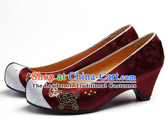 Traditional Korean National Embroidered Shoes, Asian Korean Hanbok Dark Red Wedding Shoes for Women