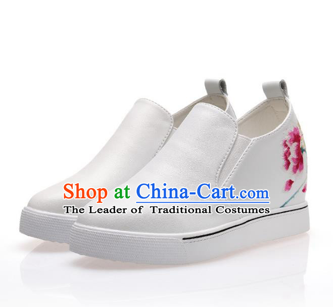 Asian Chinese Traditional Shoes White Embroidered Boots, China Handmade Embroidery Peony Shoes for Women