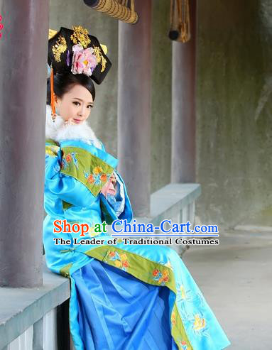 Traditional Ancient Chinese Prince Consort Costume, Chinese Qing Dynasty Manchu Lady Dress, Chinese Mandarin Robes Imperial Concubine Embroidered Clothing for Women