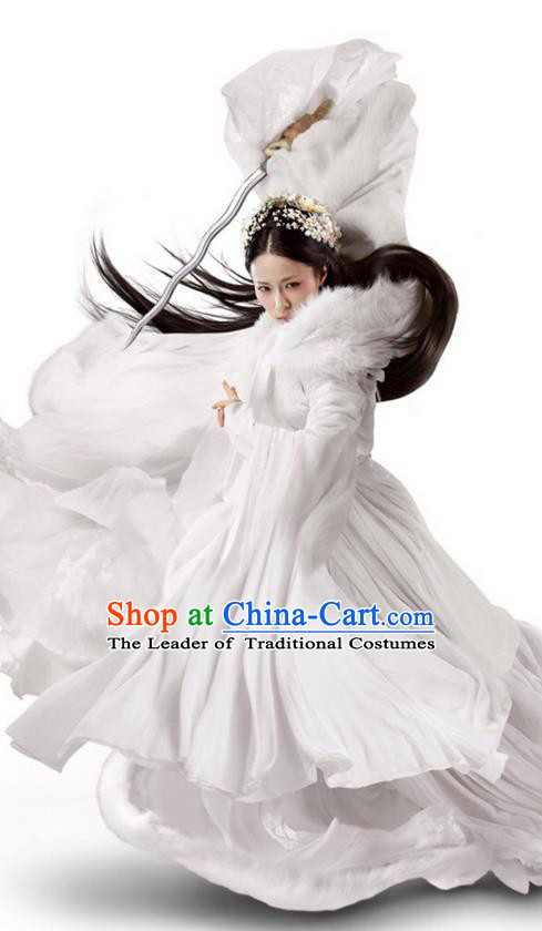 Traditional Ancient Chinese Elegant Female Swordsman Costume, Chinese Ancient Swordswoman Dress, Cosplay Chinese Emprise Film Sword Master Chivalrous Expert Chinese Ming Dynasty Kawaler Hanfu Clothing for Women