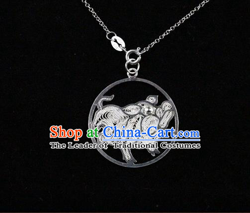 Traditional Handmade Chinese Ancient Classical Accessories Pure Sliver Chinese Zodiac Pendant Pig Lacing Pendent for Women