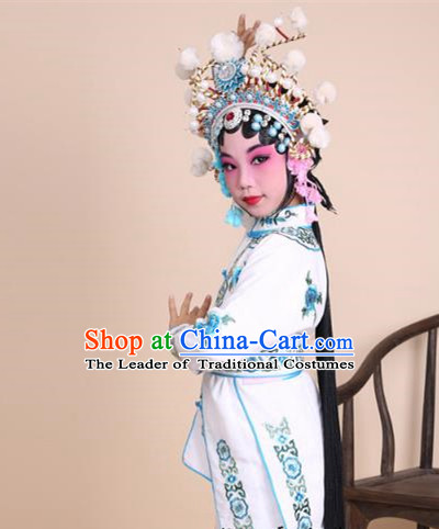 Traditional China Beijing Opera Swordplay Costume Female Warriors White Embroidered Robe and Headwear, Ancient Chinese Peking Opera Blues Embroidery Clothing for Kids