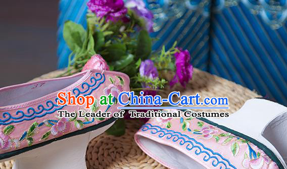 Traditional Chinese Qing Dynasty Princess Pink Embroidered Shoes Saucers, China Ancient Manchu Palace Lady Blood Stained Shoes for Women