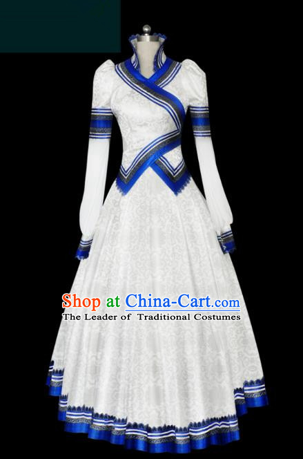 Traditional Chinese Mongol Nationality Dance Costume Young Lady White Mongolian Robe, Chinese Mongolian Minority Nationality Princess Embroidery Costume for Women