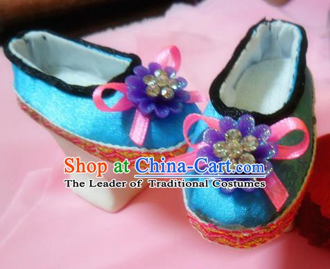 Traditional Handmade Chinese Ancient Qing Dynasty Manchu Palace Lady Shoes Princess Embroidered Shoes for Women