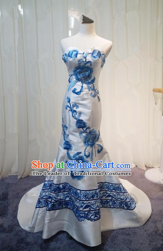 Chinese Style Wedding Catwalks Costume Wedding Bride Embroidery Peony Trailing Full Dress Fishtail Cheongsam for Women