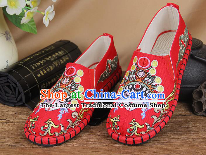 Chinese National Handmade Shoes Traditional Cloth Shoes Embroidery Red Shoes for Women