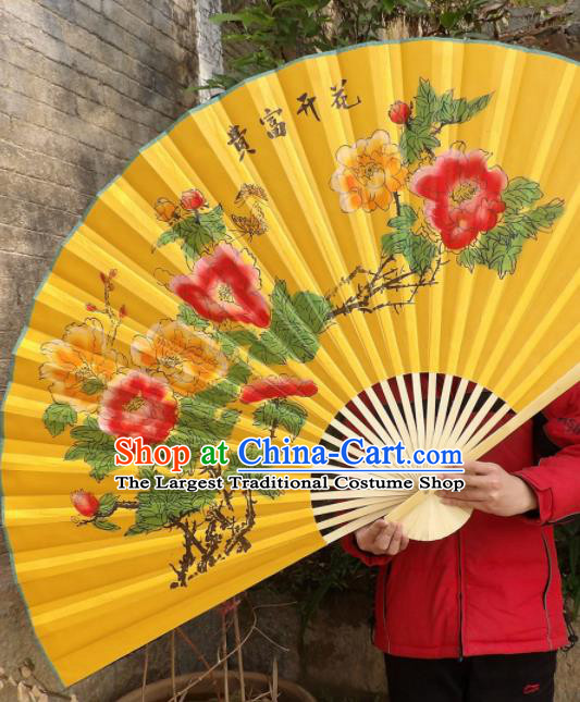 Chinese Traditional Handmade Yellow Silk Fans Decoration Crafts Printing Peony Wood Frame Folding Fans