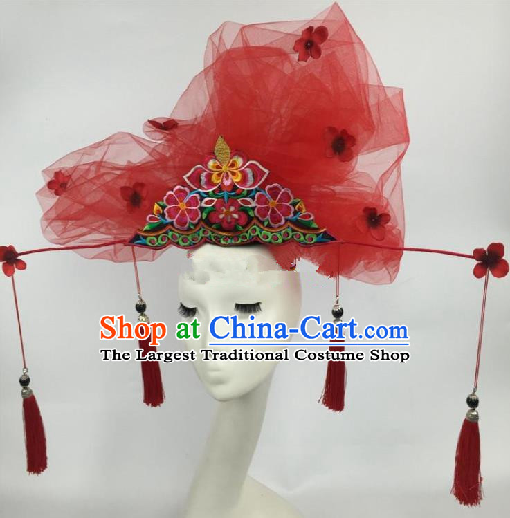 Chinese Traditional Catwalks Exaggerated Red Veil Headdress Palace Hair Accessories for Women