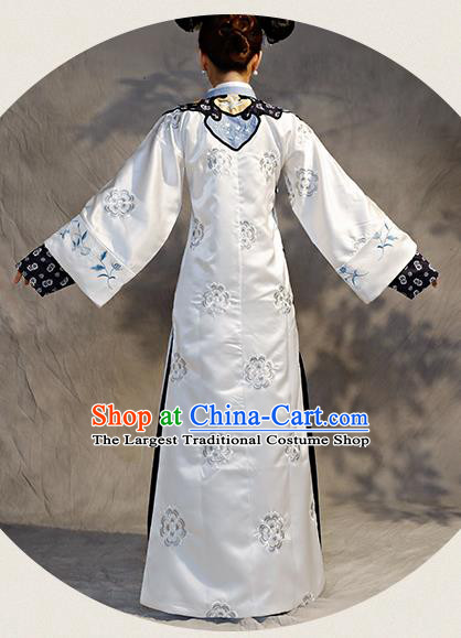 Chinese Ancient Drama Qing Dynasty Manchu Imperial Consort Embroidered Costumes for Women