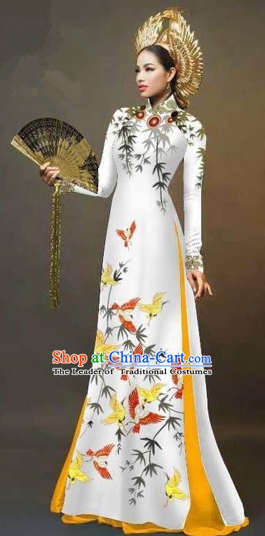 Asian Vietnam National Costume Vietnamese Trational Dress Printing Bamboo Birds White Ao Dai Cheongsam for Women