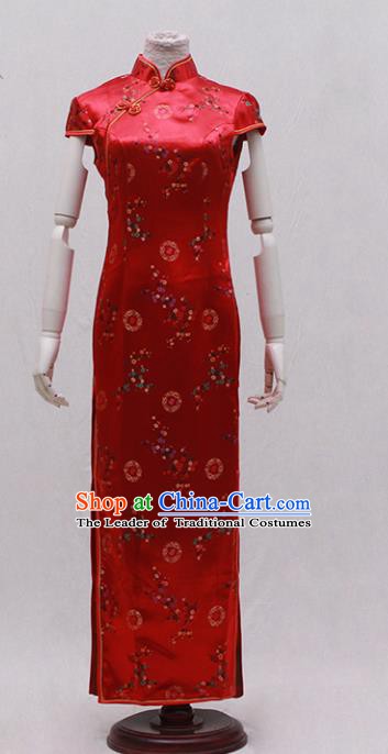 Traditional Ancient Chinese Costume Red Embroidered Cheongsam Clothing for Women
