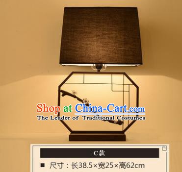 Handmade Traditional Chinese Lantern China Style Wintersweet Screen Desk Lamp Electric Palace Lantern