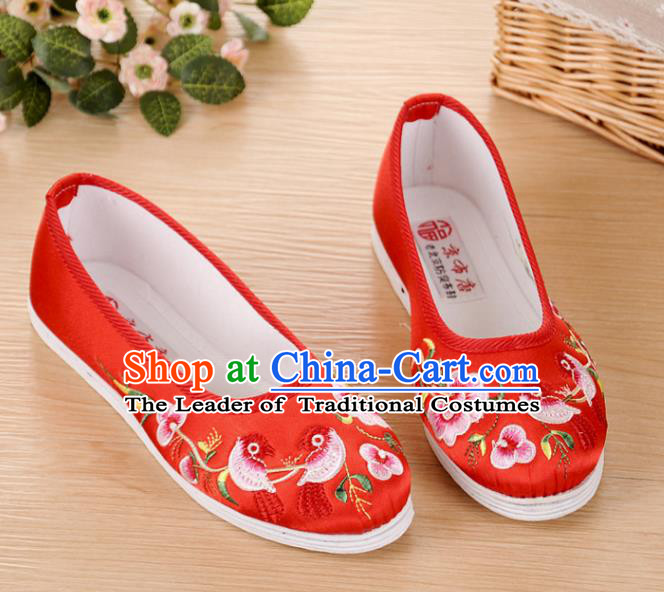 Chinese Traditional Embroidered Shoes Ancient Wedding Red Blood Stained Shoes for Women