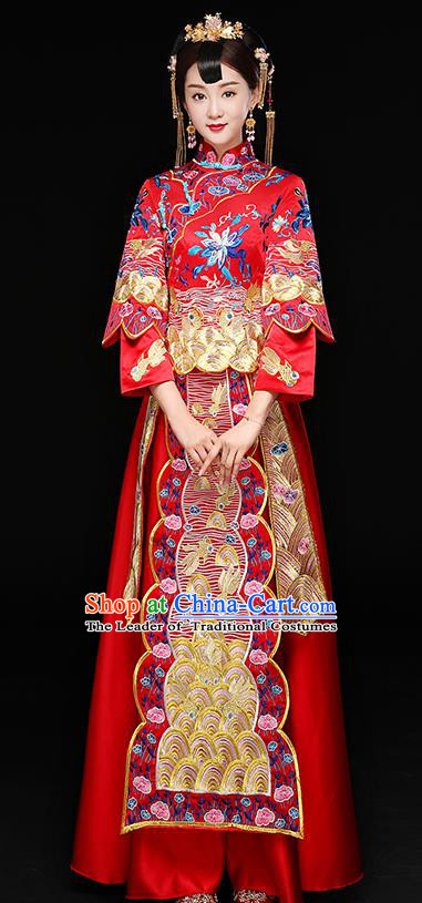 Chinese Traditional Embroidered Lotus Xiuhe Suit Longfeng Flown Ancient Bottom Drawer Wedding Dress for Women