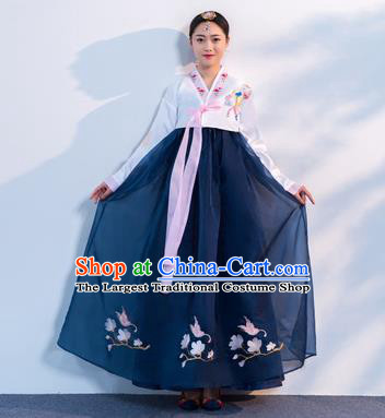 Top Grade Korean Traditional Costumes Asian Korean Hanbok Bride White Blouse and Navy Skirt for Women