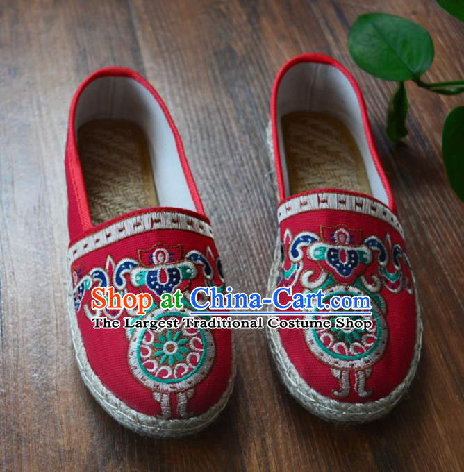Chinese Traditional Hanfu Shoes Ancient Martial Arts Shoes Embroidered Red Shoes for Women