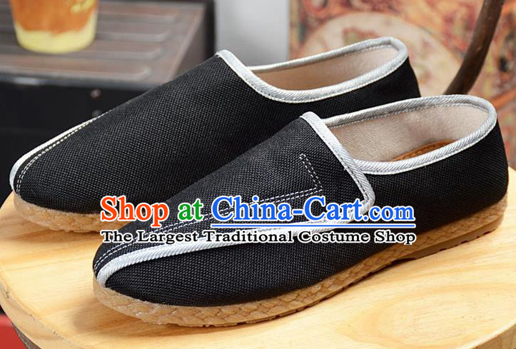 Chinese Traditional Handmade Black Flax Shoes National Multi Layered Cloth Shoes for Men