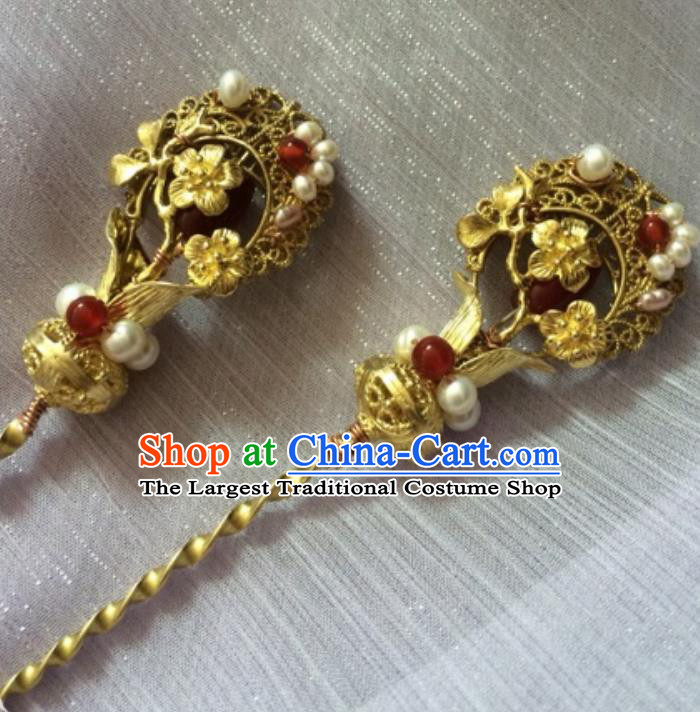 Chinese Traditional Ancient Princess Golden Plum Hairpins Court Hair Accessories for Women