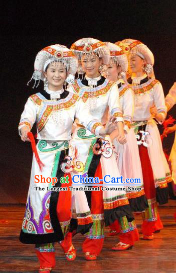 Chinese Wind Of Colorful Guizhou Yao Nationality Ethnic Dance White Dress Stage Performance Costume and Headpiece for Women