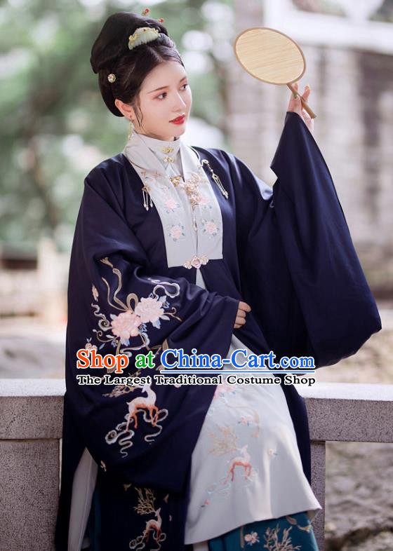 Traditional Chinese Ming Dynasty Nobility Dowager Replica Costumes Ancient Royal Lady Hanfu Dress for Women